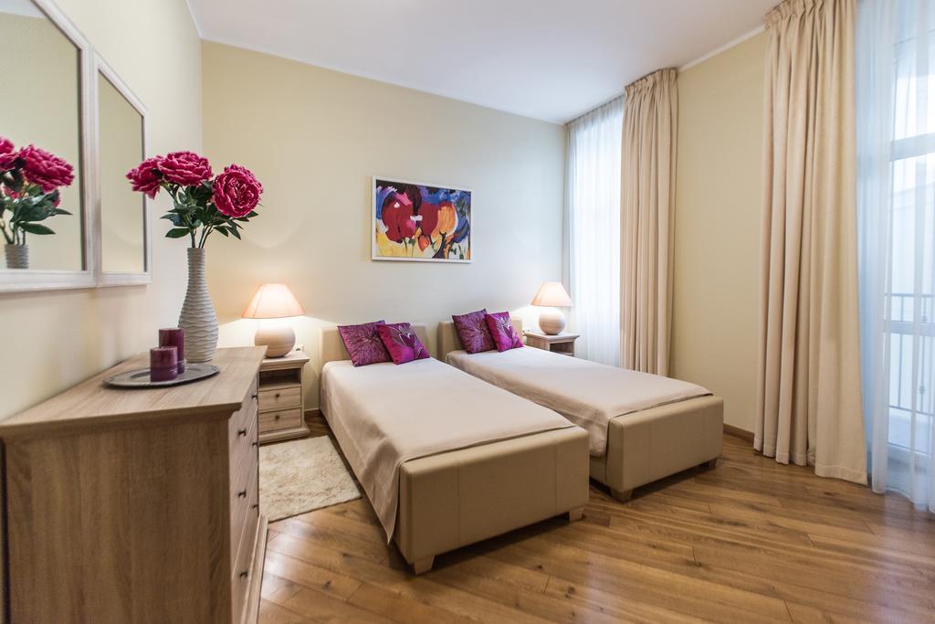 Riga Lux Apartments - Ernesta, Free Parking Екстер'єр фото