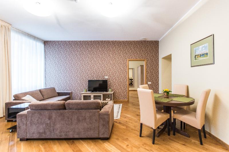 Riga Lux Apartments - Ernesta, Free Parking Екстер'єр фото